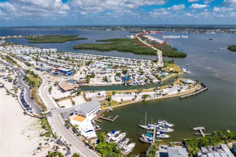 Condo in Englewood, Florida, 2 bedrooms № 2298249 - photo 3