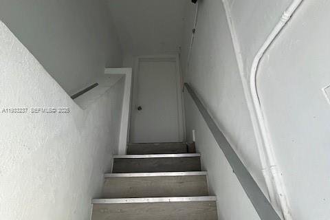 Villa ou maison à louer à Hollywood, Floride: 1 chambre № 1991165 - photo 3