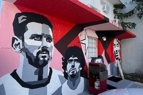 Villa ou maison à louer à Hollywood, Floride: 1 chambre № 1991165 - photo 1