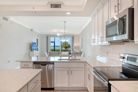 Copropriété à vendre à Bradenton, Floride: 2 chambres, 104.14 m2 № 2380492 - photo 13
