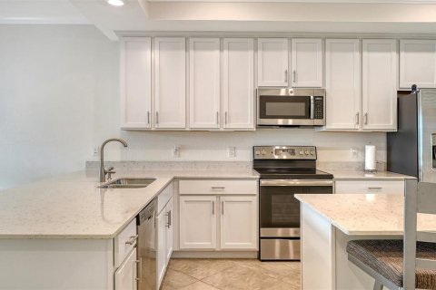 Copropriété à vendre à Bradenton, Floride: 2 chambres, 104.14 m2 № 2380492 - photo 11