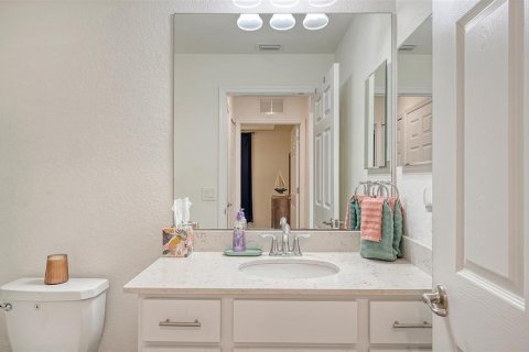 Copropriété à vendre à Bradenton, Floride: 2 chambres, 104.14 m2 № 2380492 - photo 24