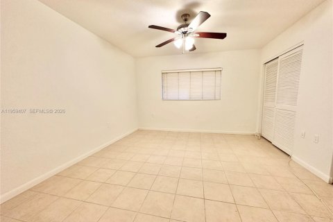 Купить кондоминиум в Пайнкрест, Флорида 2 спальни, 89.19м2, № 2025737 - фото 8