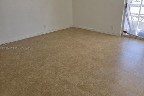 Condo in Aventura, Florida, 2 bedrooms  № 2049588 - photo 8