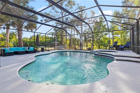 Villa ou maison à vendre à Chuluota, Floride: 7 chambres, 480.58 m2 № 2115919 - photo 4