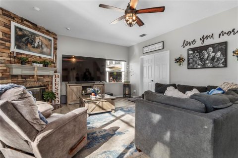 Villa ou maison à vendre à Chuluota, Floride: 7 chambres, 480.58 m2 № 2115919 - photo 10