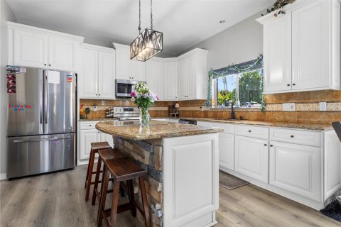 Villa ou maison à vendre à Chuluota, Floride: 7 chambres, 480.58 m2 № 2115919 - photo 6