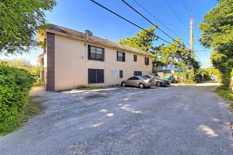 Appartement à louer à North Miami Beach, Floride: 2 chambres, 654.12 m2 № 1941006 - photo 29