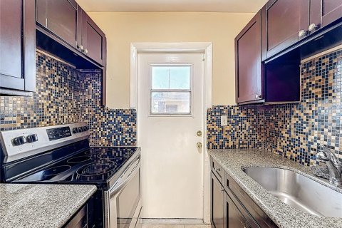 Appartement à louer à North Miami Beach, Floride: 2 chambres, 654.12 m2 № 1941006 - photo 14