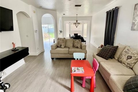 Villa ou maison à vendre à Riverview, Floride: 4 chambres, 162.95 m2 № 1915849 - photo 6