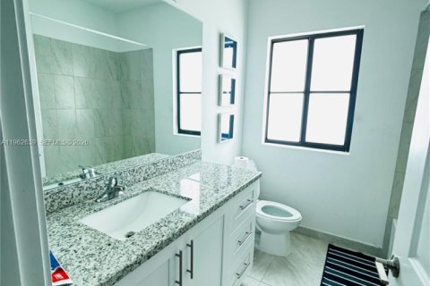 Купить виллу или дом в Майами, Флорида 4 спальни, 211.82м2, № 2023880 - фото 15