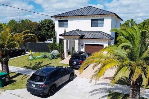 Купить виллу или дом в Майами, Флорида 4 спальни, 211.82м2, № 2023880 - фото 3