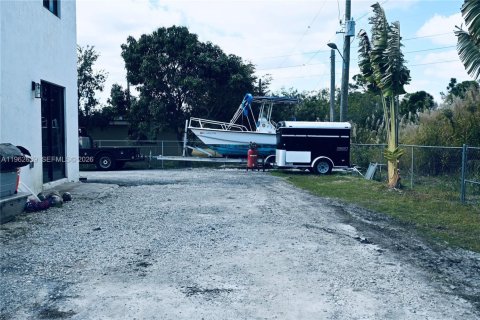 Купить виллу или дом в Майами, Флорида 4 спальни, 211.82м2, № 2023880 - фото 24