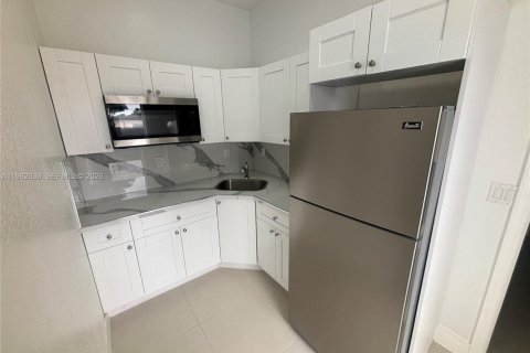 Купить виллу или дом в Майами, Флорида 4 спальни, 211.82м2, № 2023880 - фото 19