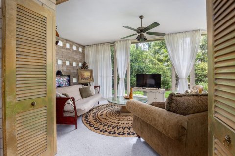 House in Gainesville, Florida 4 bedrooms, 331.66 sq.m. № 1802332 - photo 29