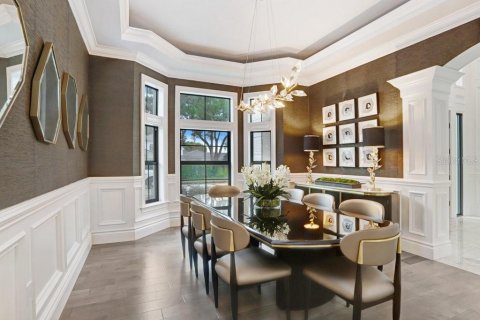Casa en venta en Tampa, Florida, 6 dormitorios, 604.61 m2 № 1555244 - foto 7
