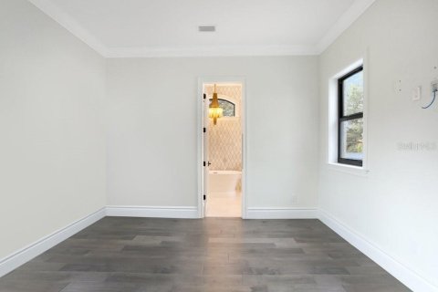 Casa en venta en Tampa, Florida, 6 dormitorios, 604.61 m2 № 1555244 - foto 27