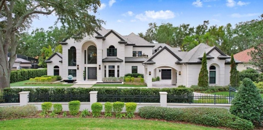 Casa en Tampa, Florida 6 dormitorios, 604.61 m2 № 1555244