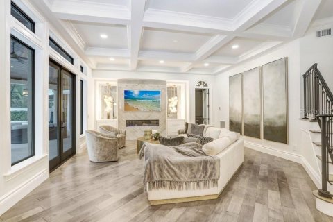 Casa en venta en Tampa, Florida, 6 dormitorios, 604.61 m2 № 1555244 - foto 15