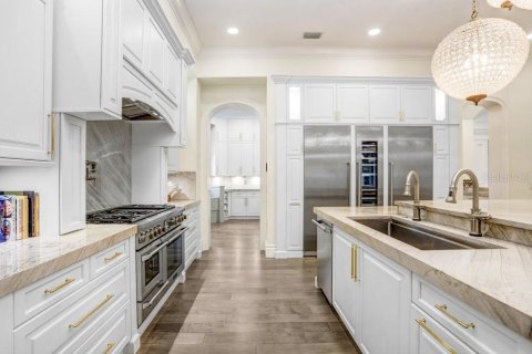 Casa en venta en Tampa, Florida, 6 dormitorios, 604.61 m2 № 1555244 - foto 12