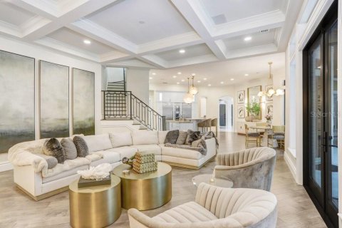 Casa en venta en Tampa, Florida, 6 dormitorios, 604.61 m2 № 1555244 - foto 14