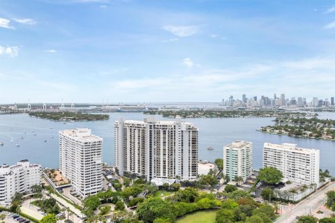 Condominio en venta en Miami Beach, Florida, 3 dormitorios, 221.85 m2 № 1979822 - foto 29