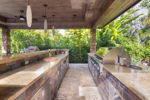 Villa ou maison à vendre à Miami, Floride: 4 chambres, 327.48 m2 № 2043025 - photo 22