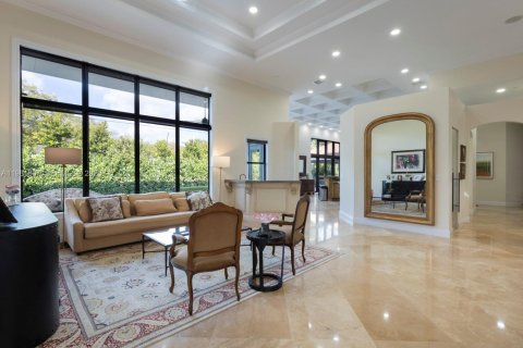 Villa ou maison à vendre à Miami, Floride: 4 chambres, 327.48 m2 № 2043025 - photo 4