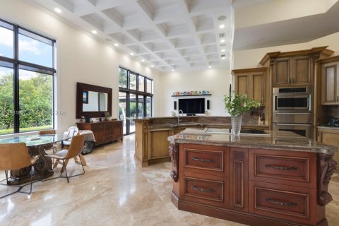 Villa ou maison à vendre à Miami, Floride: 4 chambres, 327.48 m2 № 2043025 - photo 13
