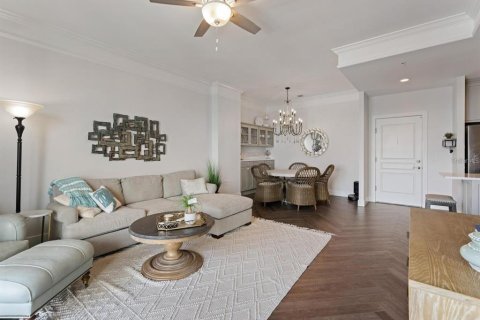 Condo in Sarasota, Florida, 2 bedrooms  № 1743463 - photo 6