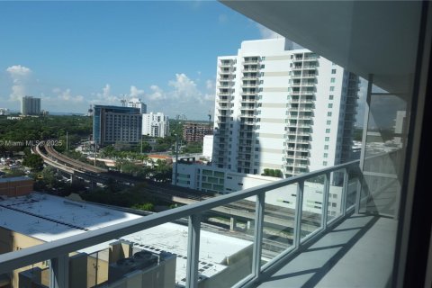 Снять в аренду кондоминиум в Майами, Флорида 2 спальни, 109.07м2, № 1941851 - фото 6