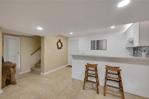 Townhouse in Holmes Beach, Florida 3 bedrooms, 122.63 sq.m. № 2430470 - photo 21
