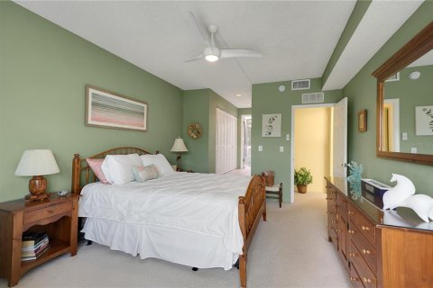Townhouse in Holmes Beach, Florida 3 bedrooms, 122.63 sq.m. № 2430470 - photo 11