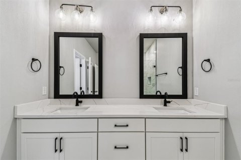 Adosado en venta en Saint Petersburg, Florida, 3 dormitorios, 181.35 m2 № 1831749 - foto 25