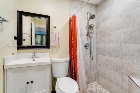 Купить виллу или дом в Майами, Флорида 3 спальни, 128.86м2, № 2087142 - фото 12