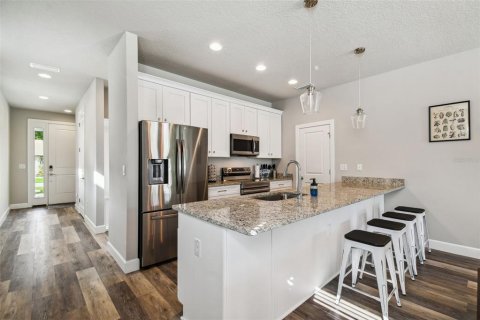 Adosado en alquiler en Tampa, Florida, 3 dormitorios, 170.75 m2 № 1832715 - foto 11
