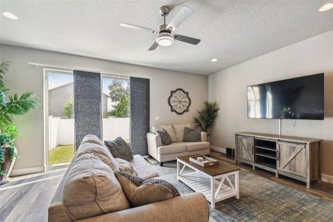 Adosado en alquiler en Tampa, Florida, 3 dormitorios, 170.75 m2 № 1832715 - foto 24