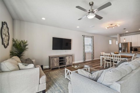 Adosado en alquiler en Tampa, Florida, 3 dormitorios, 170.75 m2 № 1832715 - foto 25