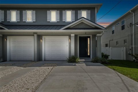Adosado en alquiler en Tampa, Florida, 3 dormitorios, 170.75 m2 № 1832715 - foto 3