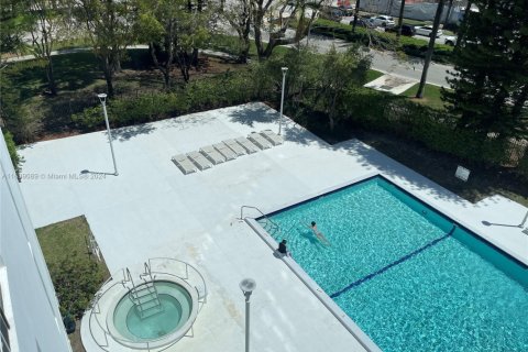 Copropriété à vendre à Aventura, Floride: 2 chambres, 101.82 m2 № 1979755 - photo 13