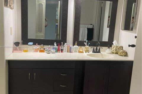 Copropriété à vendre à Aventura, Floride: 2 chambres, 101.82 m2 № 1979755 - photo 6