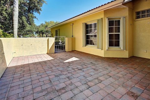 Villa ou maison à vendre à Venice, Floride: 2 chambres, 146.69 m2 № 2421939 - photo 4