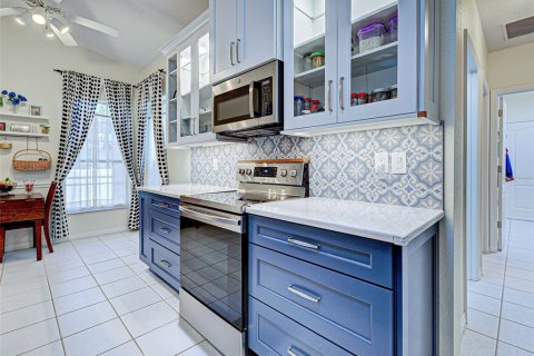 Villa ou maison à vendre à Venice, Floride: 2 chambres, 146.69 m2 № 2421939 - photo 12