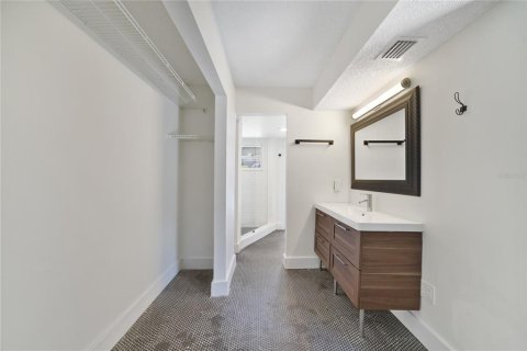 Condominio en venta en Orlando, Florida, 3 dormitorios, 173.91 m2 № 2231521 - foto 11