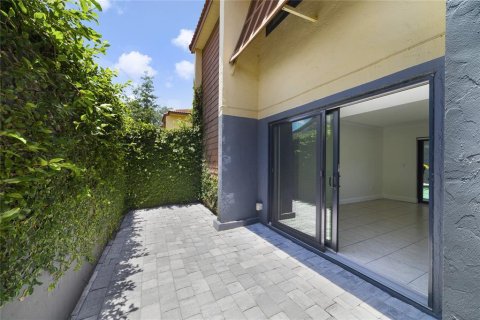 Condominio en venta en Orlando, Florida, 3 dormitorios, 173.91 m2 № 2231521 - foto 20