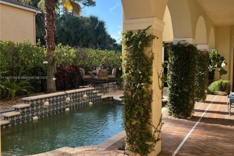 House in West Palm Beach, Florida 5 bedrooms, 362.69 sq.m. № 1739828 - photo 14