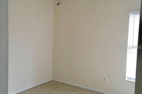 House in Orlando, Florida 3 bedrooms, 108.7 sq.m. № 2123336 - photo 5
