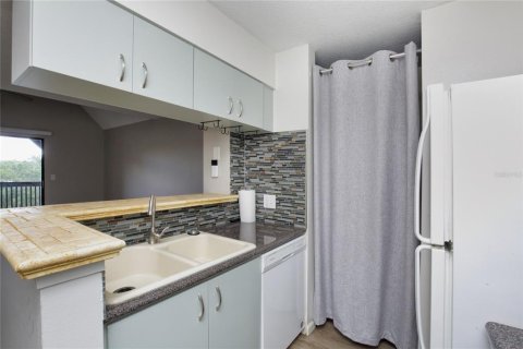 Condominio en venta en Altamonte Springs, Florida, 1 dormitorio, 59.83 m2 № 1770136 - foto 12