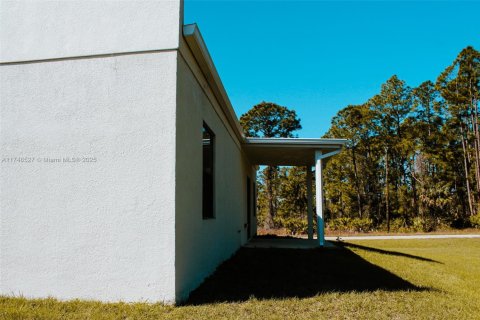 House in Lehigh Acres, Florida 3 bedrooms, 123.65 sq.m. № 1859756 - photo 30