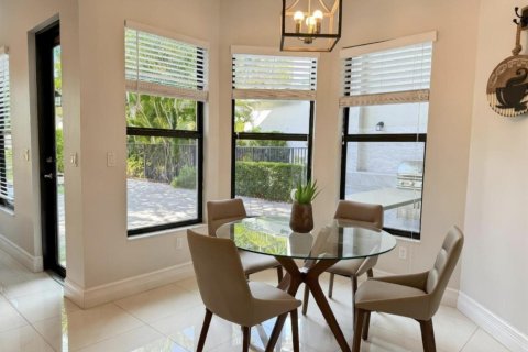 Villa ou maison à louer à Delray Beach, Floride: 4 chambres, 328.6 m2 № 2386965 - photo 11